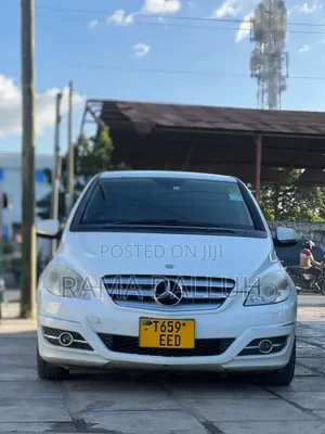 Mercedes-Benz B-Class 2009 White