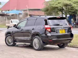 Toyota Vanguard 2010 Black