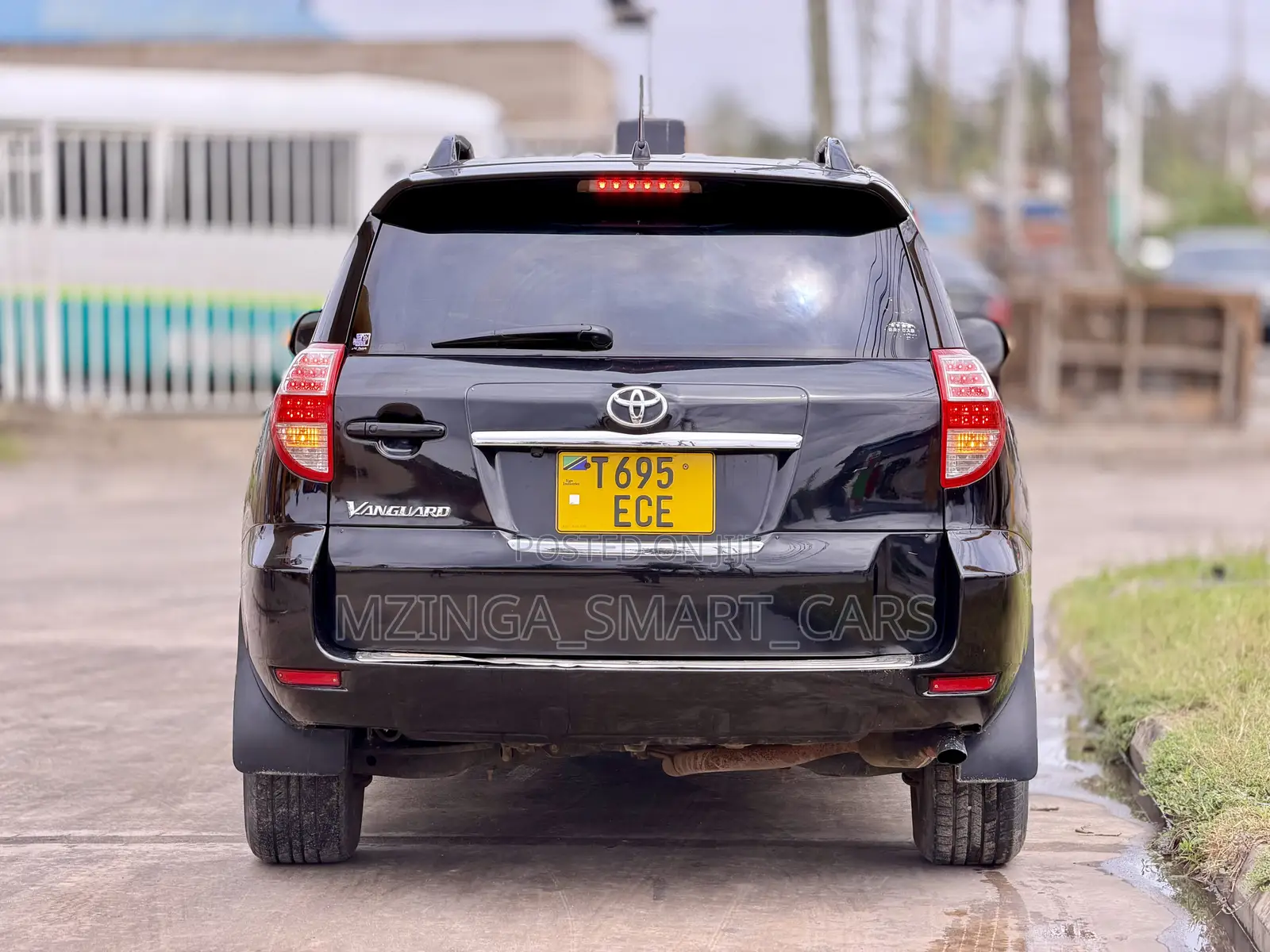 Toyota Vanguard 2010 Black