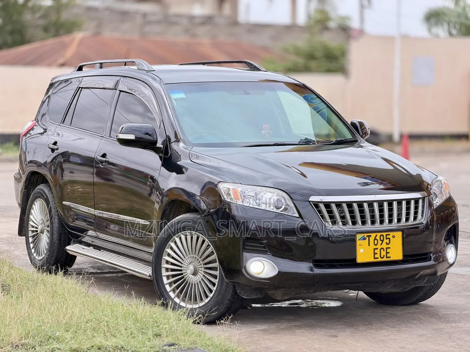 Toyota Vanguard 2010 Black