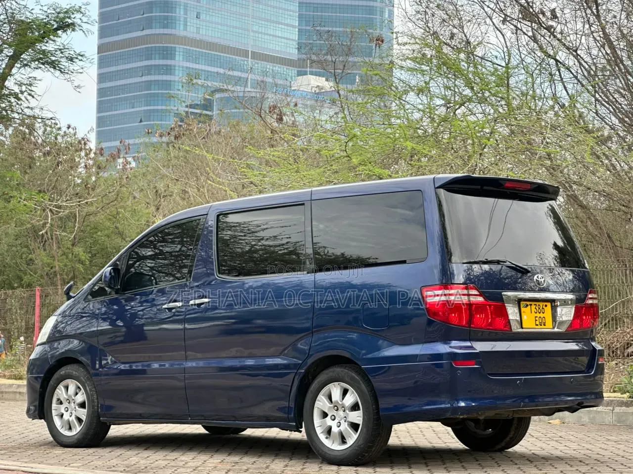 Toyota Alphard 2006 Blue
