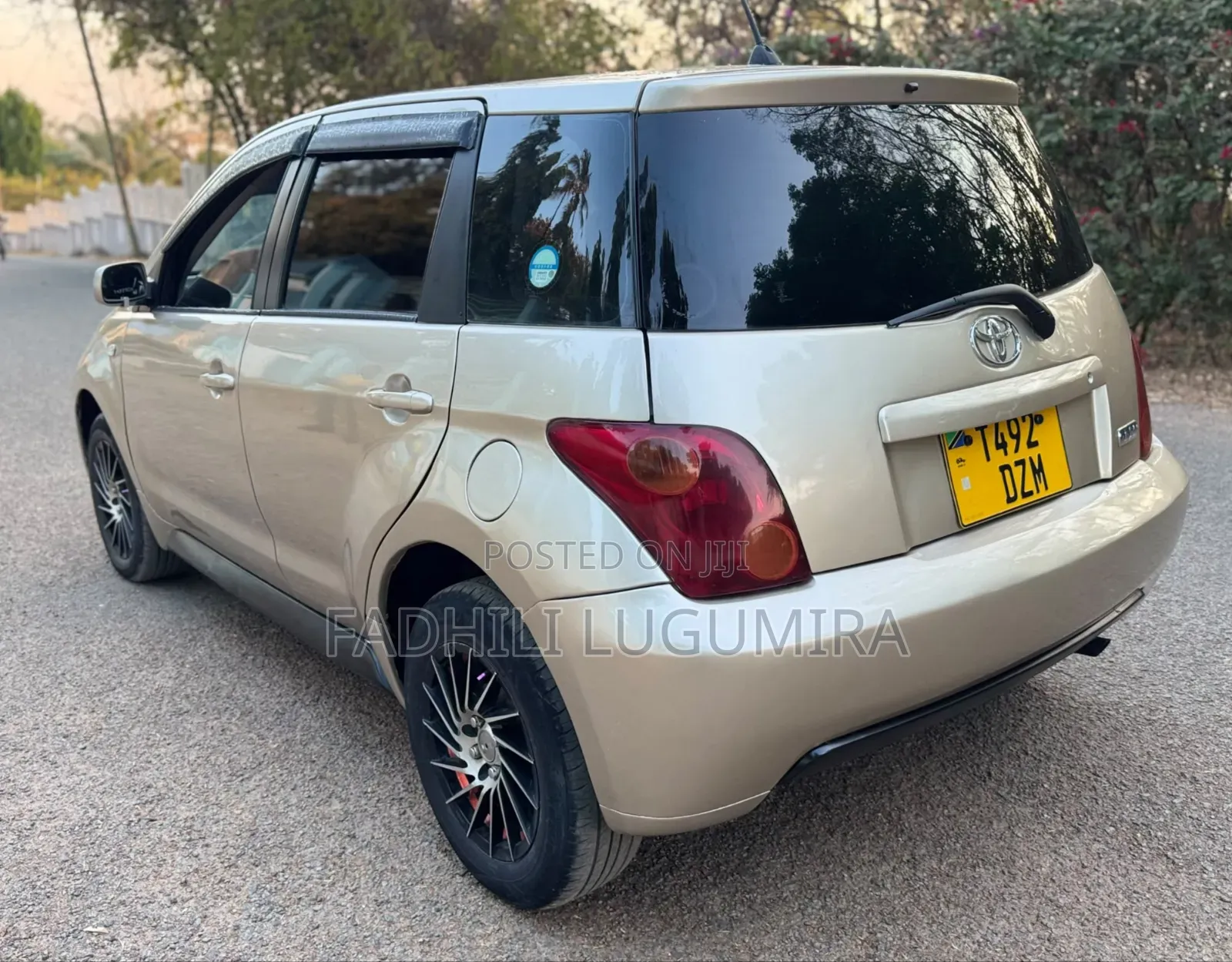 Toyota IST 2005 Beige