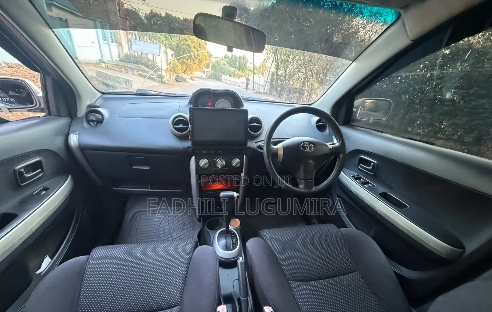 Toyota IST 2005 Beige