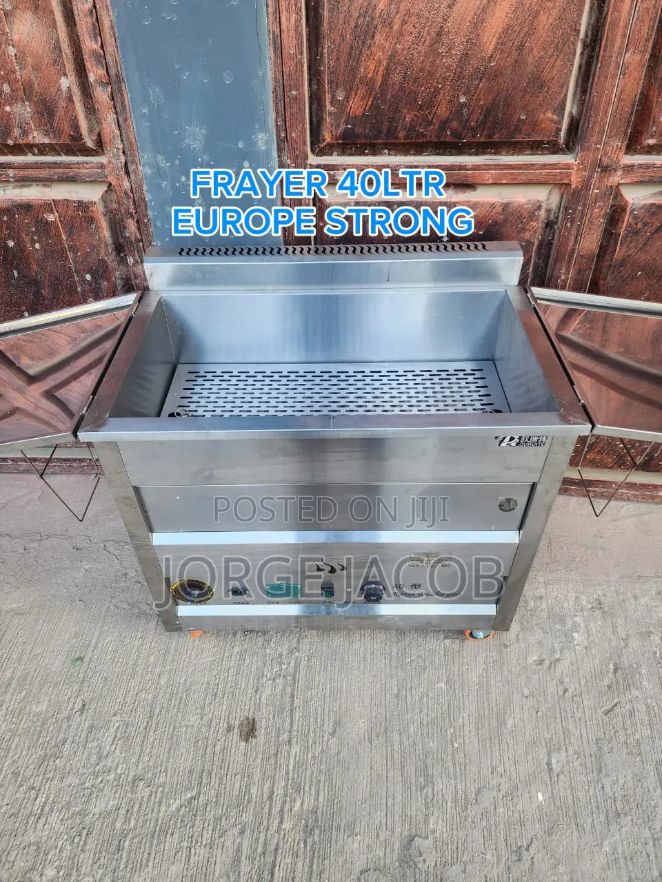 40-Liter Europe Strong Commercial Deep Fryer Made of Stainless Steel.