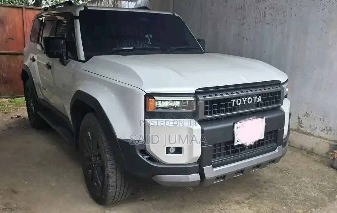 Toyota Land Cruiser Prado 2.8 2025 White
