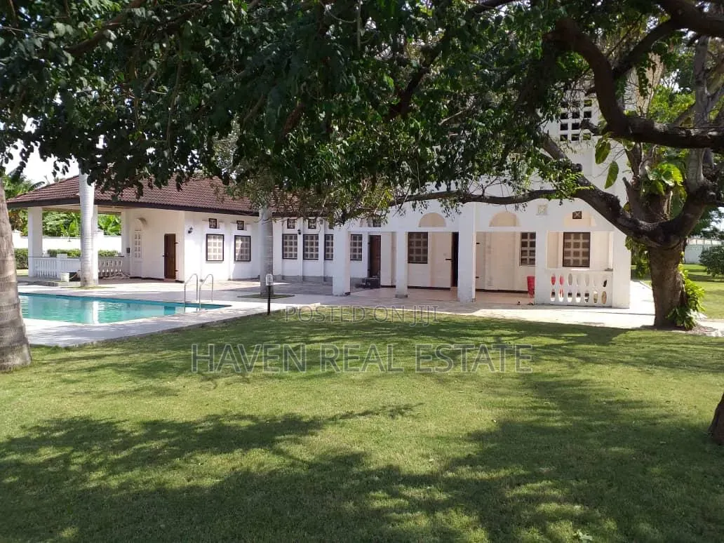 Furnished 8bdrm House in Mbezi Beach for rent