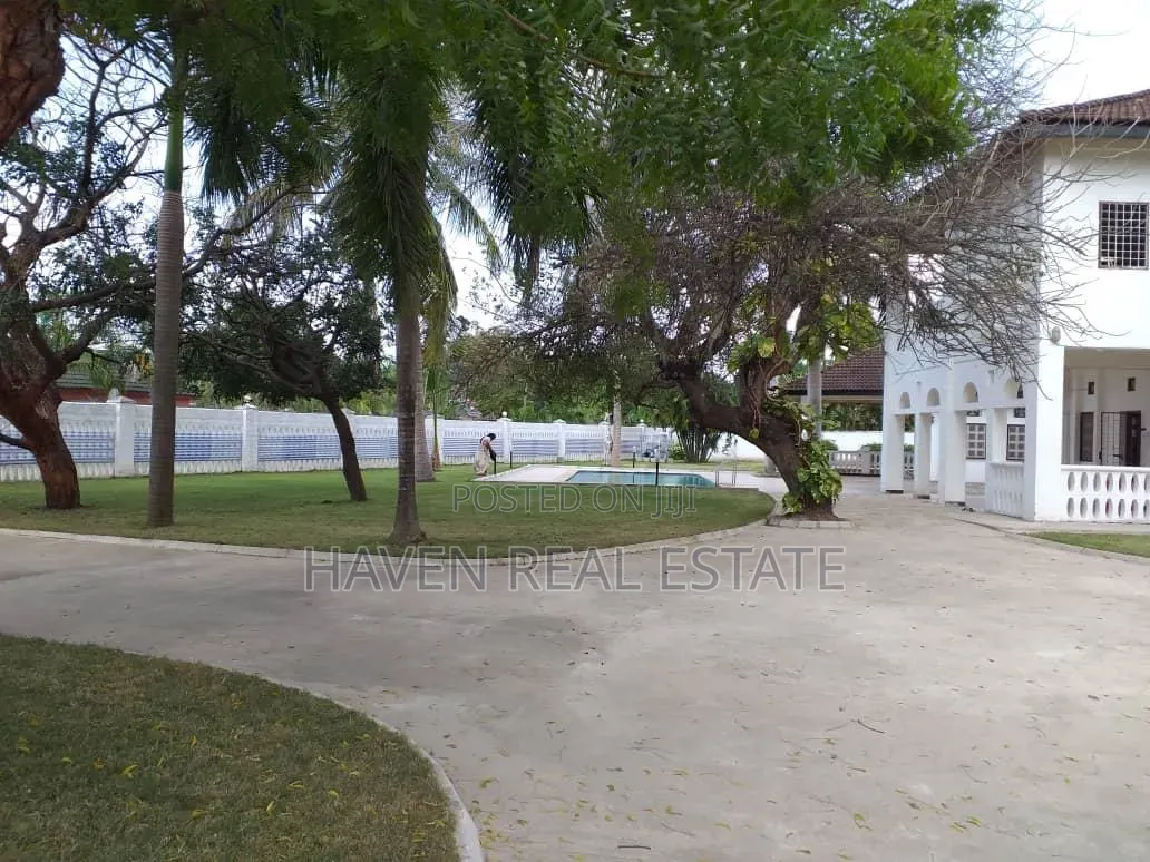 Furnished 8bdrm House in Mbezi Beach for rent