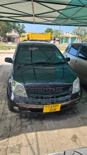 Toyota IST 2004 Black