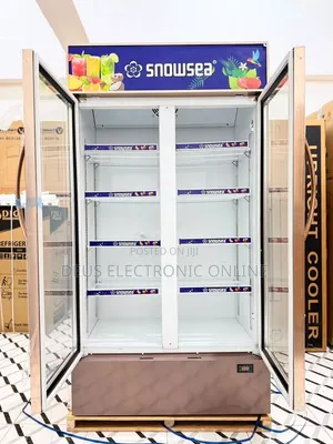 Snowsea Showcase Fridge Sn 683 at 1,850,000/=