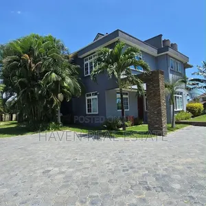 Furnished 4bdrm Villa in Kunduchi for rent