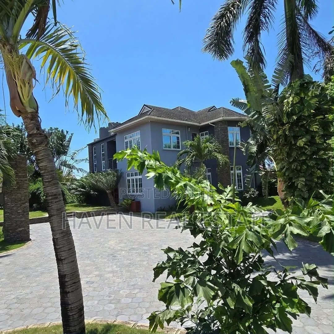 Furnished 4bdrm Villa in Kunduchi for rent