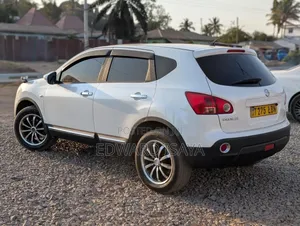 Nissan Dualis 2010 Pearl