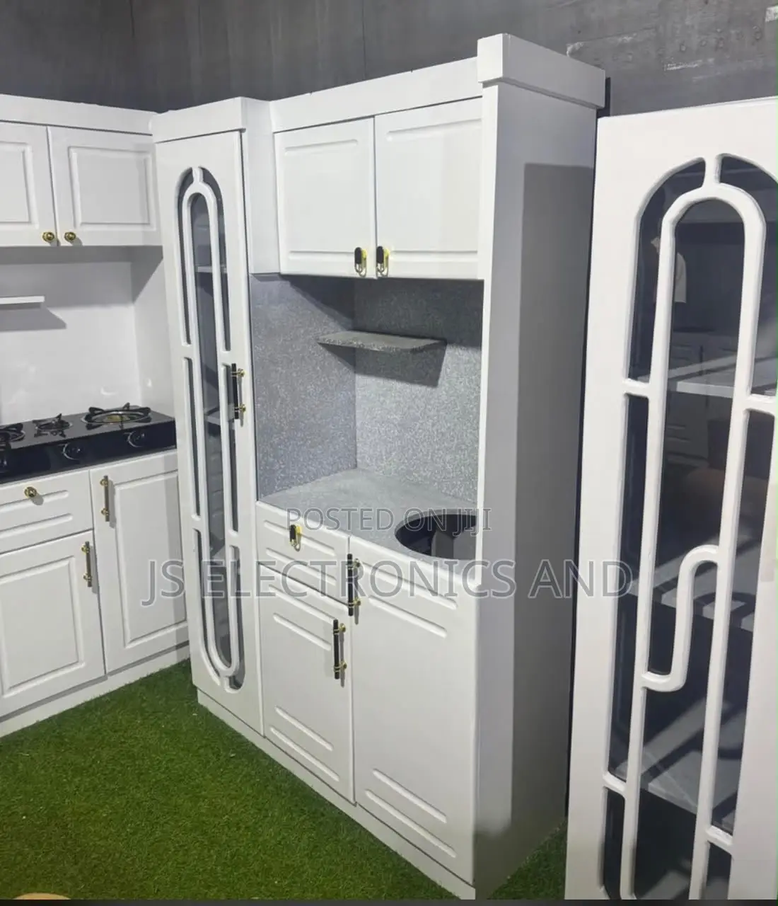 Kitchen Cabinet Kubwa Ya Kisasa Ina Droo Na Kabati La Vyombo