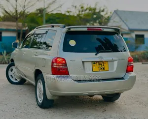 Toyota Kluger 2004 Silver