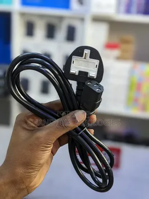 Standard 3-Pin UK Plug to IEC C13 Power Cable