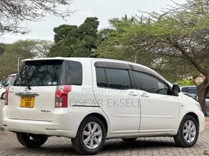 Toyota Raum 2005 White