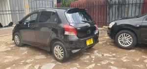 Toyota Vitz 2008 Black