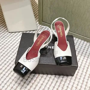 BRAND Chanel Moccasin Quality Women