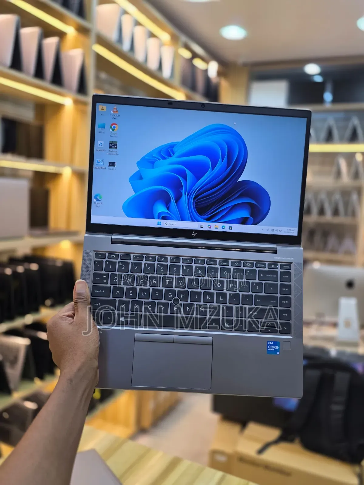 Laptop HP EliteBook 845 G10 16GB AMD Ryzen 5 SSD 256GB