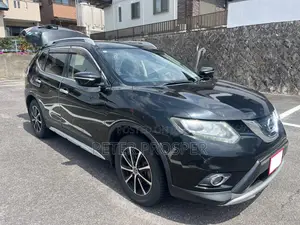 Nissan X-Trail 2.0 Petrol FWD 2014 Black