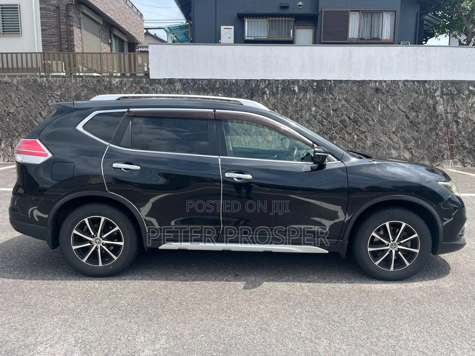 Nissan X-Trail 2.0 Petrol FWD 2014 Black