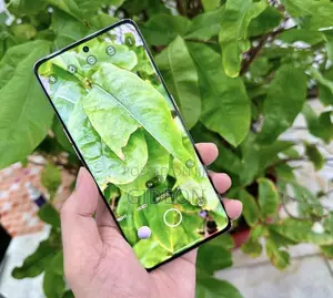 New Oppo Reno9 256 GB White