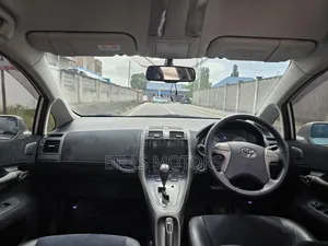 Toyota Blade 2007 Silver