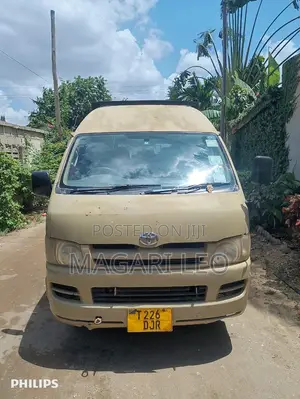 Toyota Quantum 2008 Brown