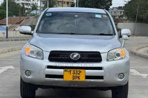 Toyota RAV4 2008 Silver