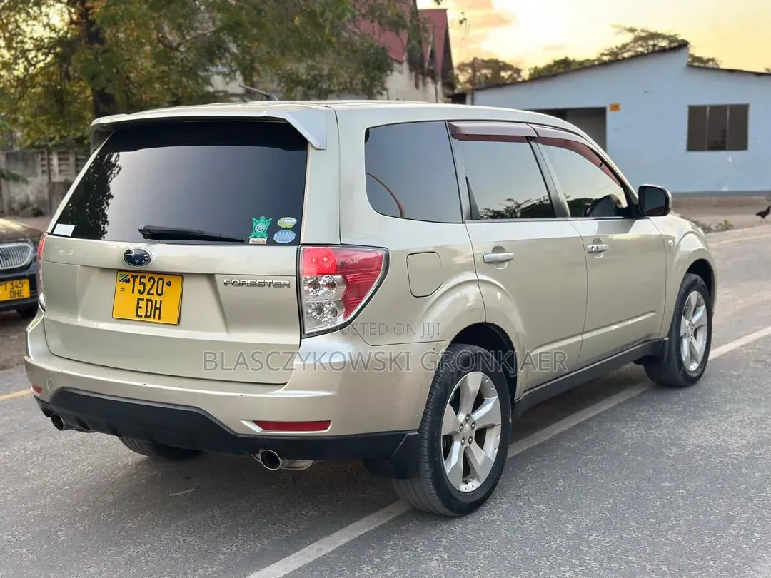 Subaru Forester 2.0 Sports 2008 Gold