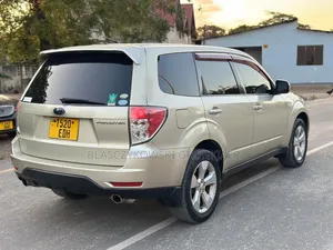 Subaru Forester 2.0 Sports 2008 Gold