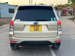 Subaru Forester 2.0 Sports 2008 Gold
