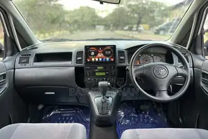 Toyota Corolla Spacio 2004 Silver