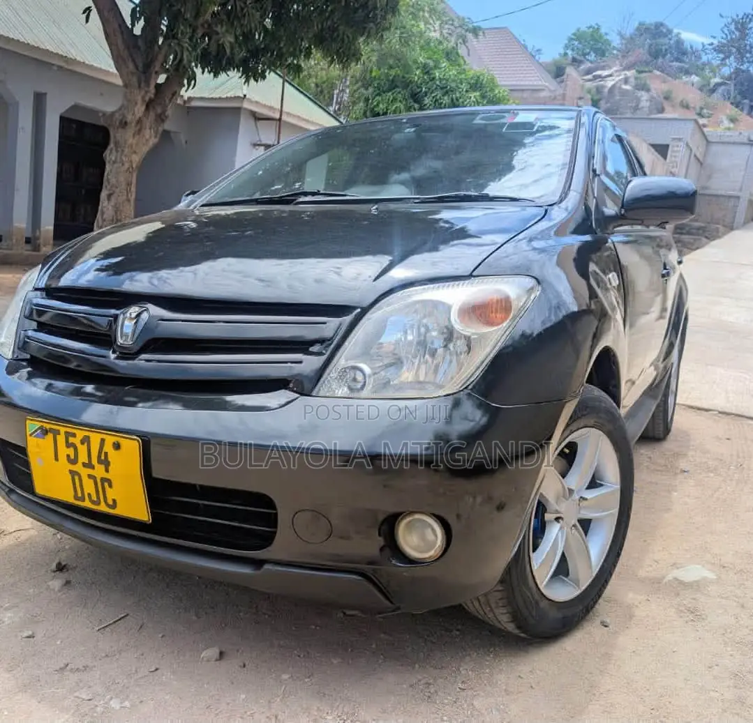 Toyota IST 2006 Black