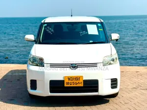 Toyota Corolla Rumion 2007 White