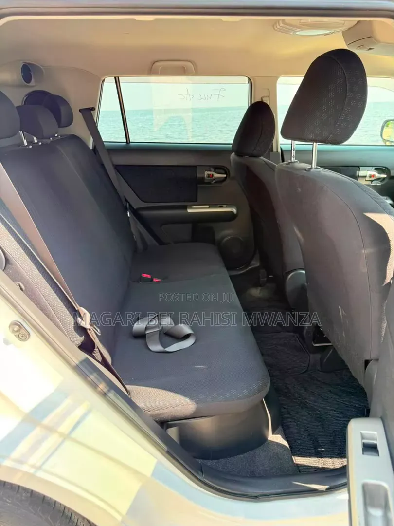 Toyota Corolla Rumion 2007 White