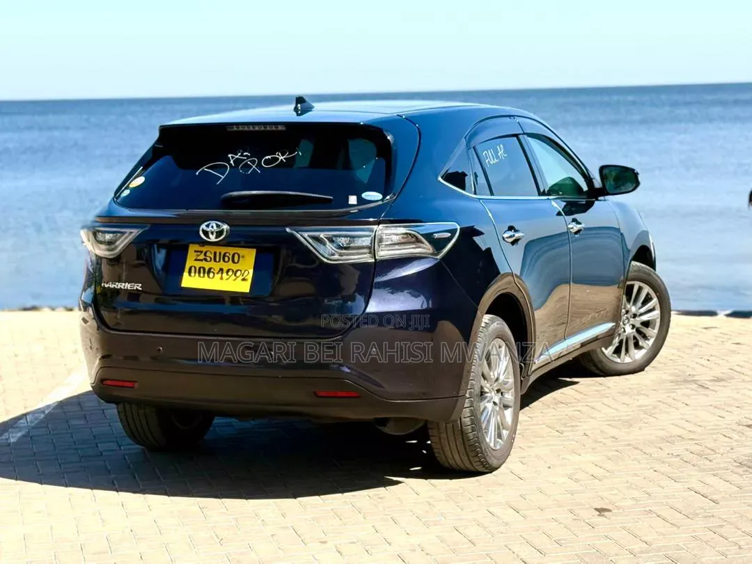 Toyota Harrier 2015 Black
