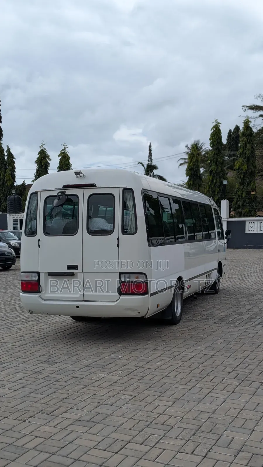Toyota Coaster 2007 White