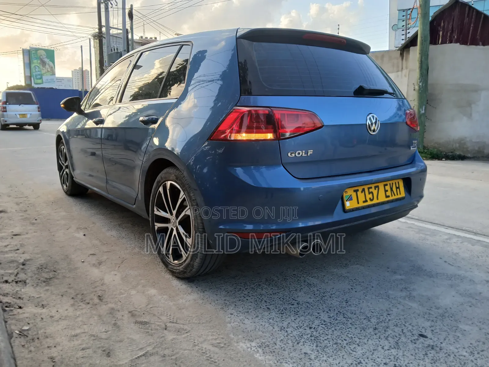 Volkswagen Golf 2014 Blue