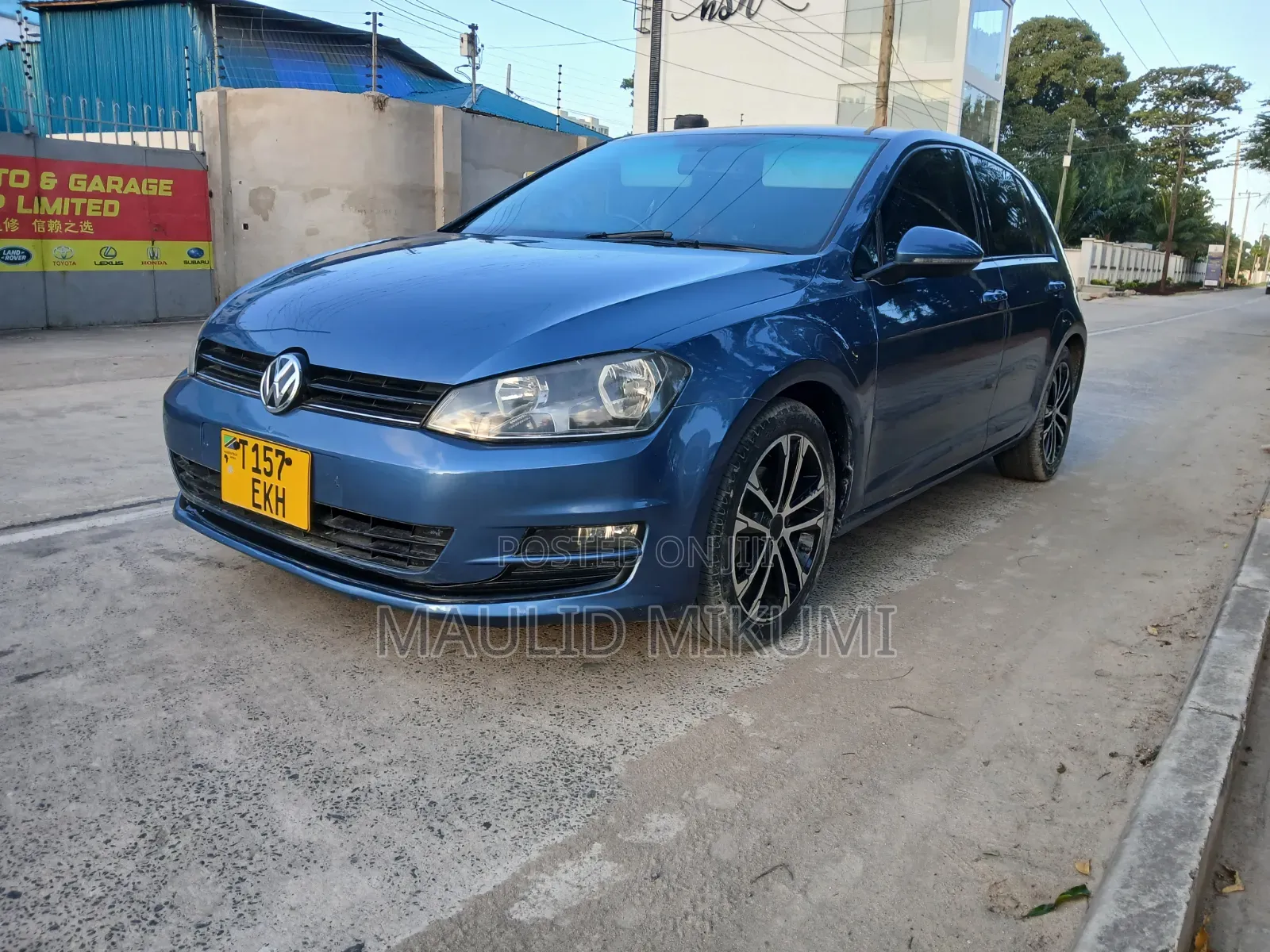 Volkswagen Golf 2014 Blue