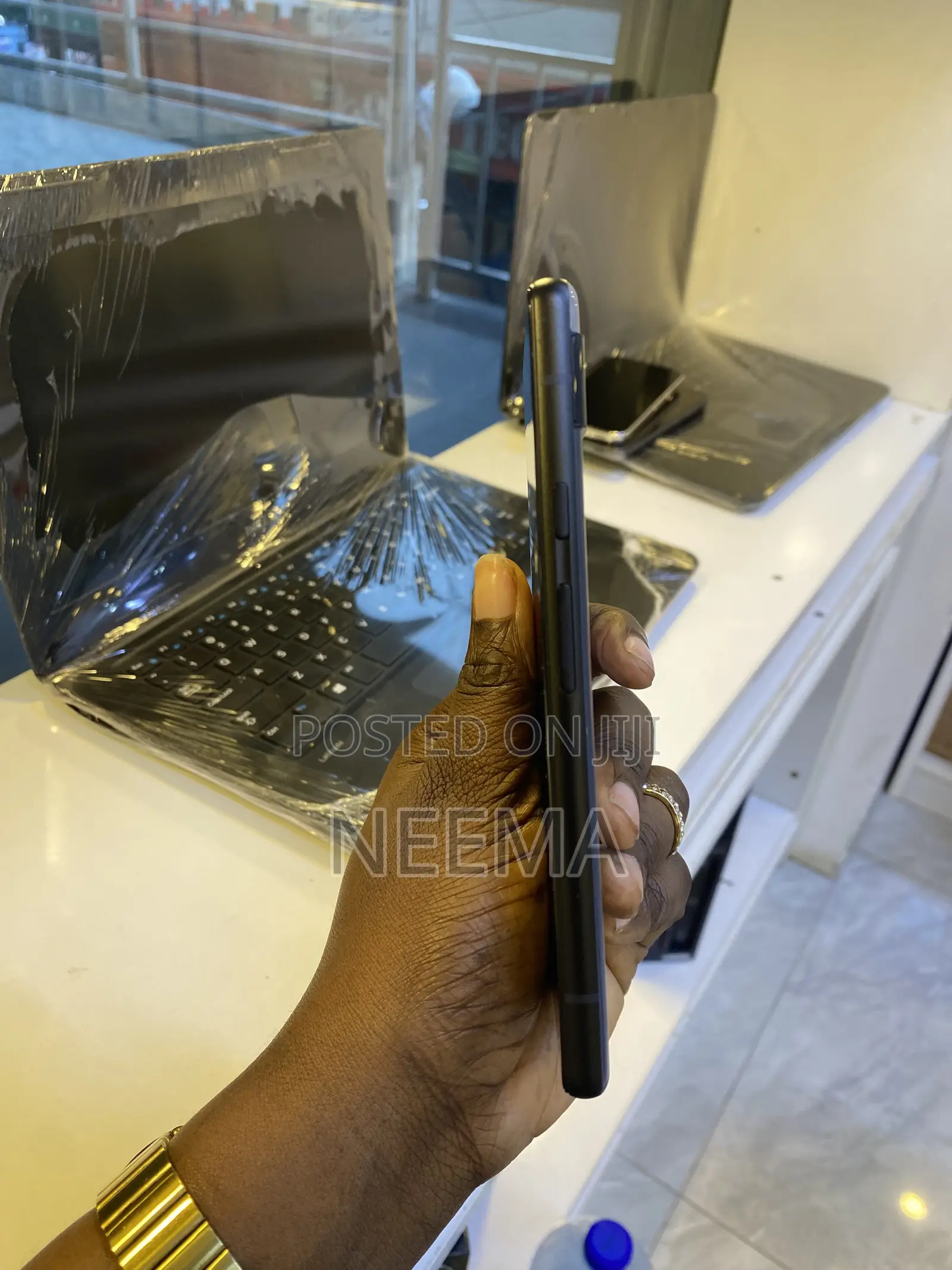 New Google Pixel 6a 128 GB Black