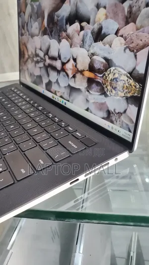 Laptop Dell XPS 15 9530 32GB Intel Core i7 SSD 1T