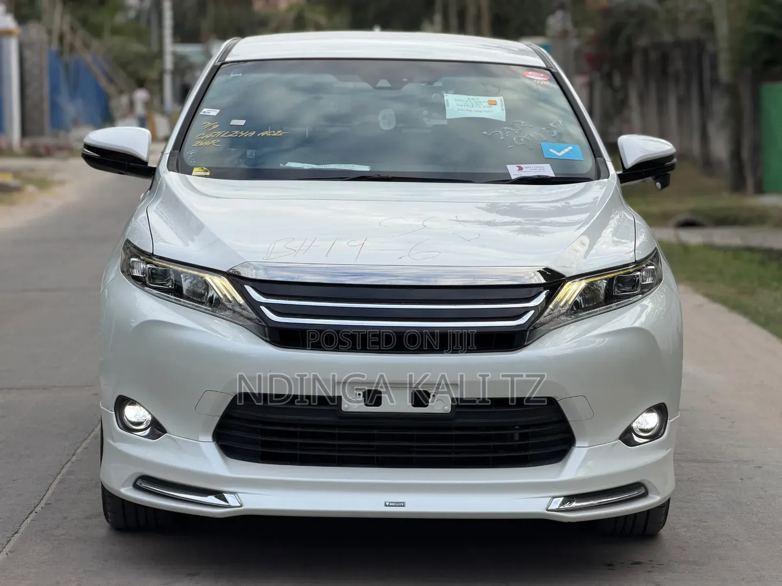 Toyota Harrier 2016 White