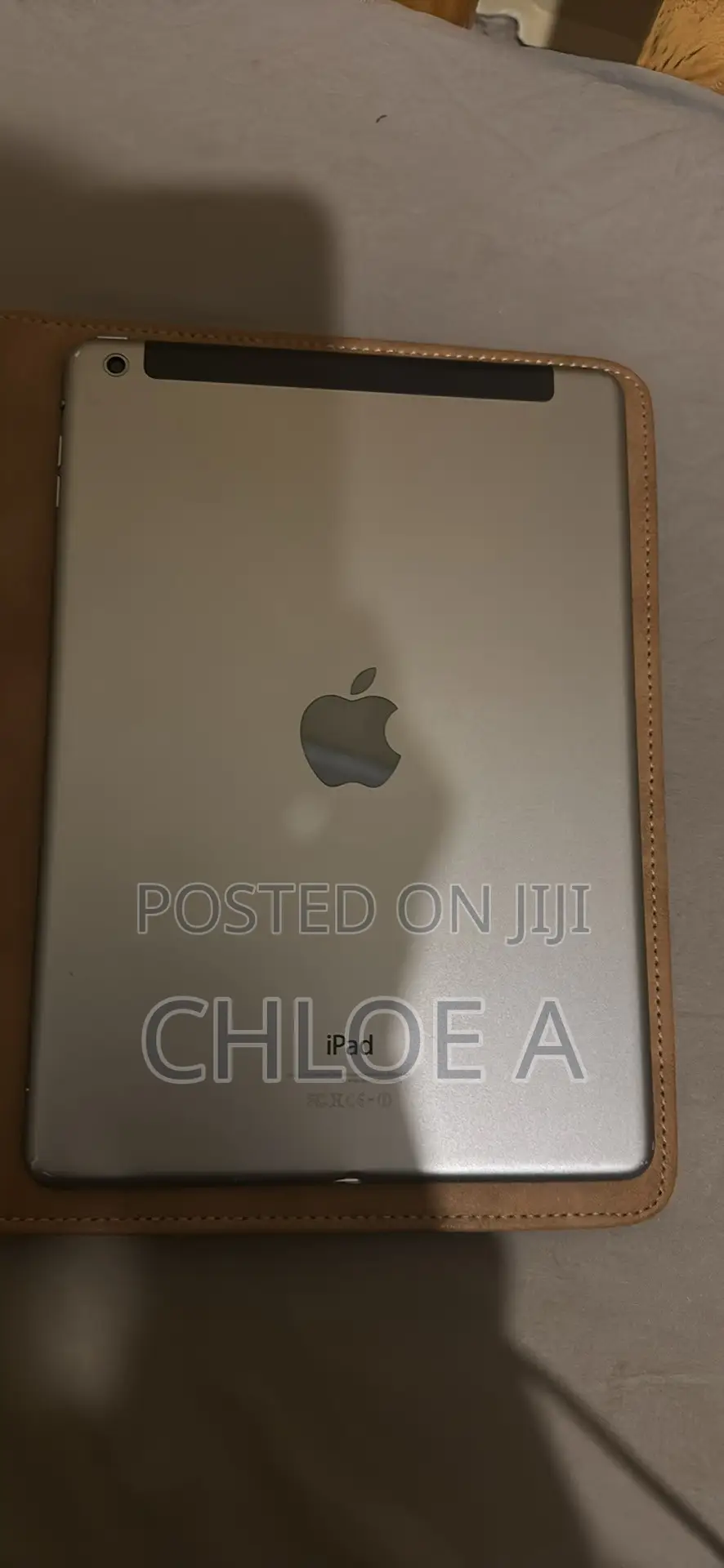 Apple iPad Air 64 GB Gray