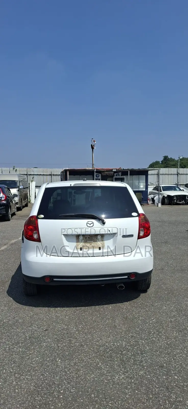 Mazda Verisa 2011 White