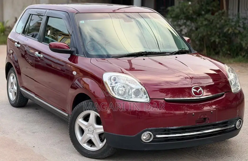 Mazda Verisa 2012 Maroon