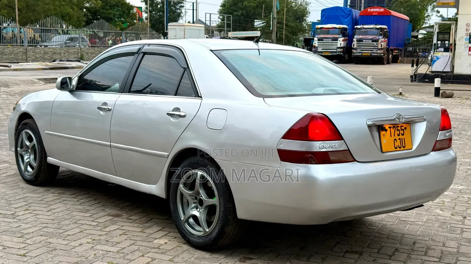 Toyota Mark II 2002 Silver