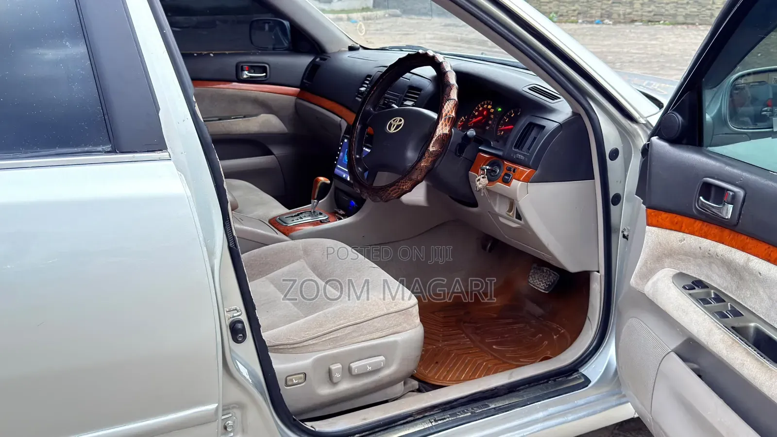 Toyota Mark II 2002 Silver
