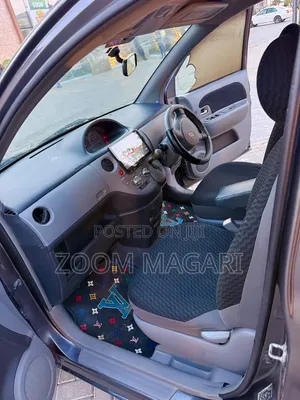Toyota Sienta 2004 Gray