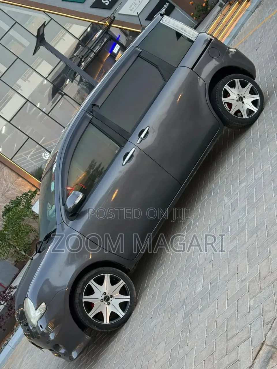 Toyota Sienta 2004 Gray